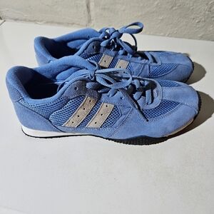 Athletic Works Suede Sneakers Womens Size 9.5